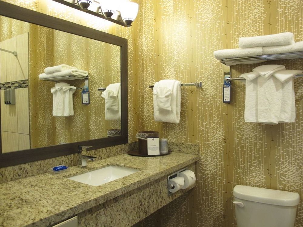 Best Western Plus Moosomin Hotel Habitación foto